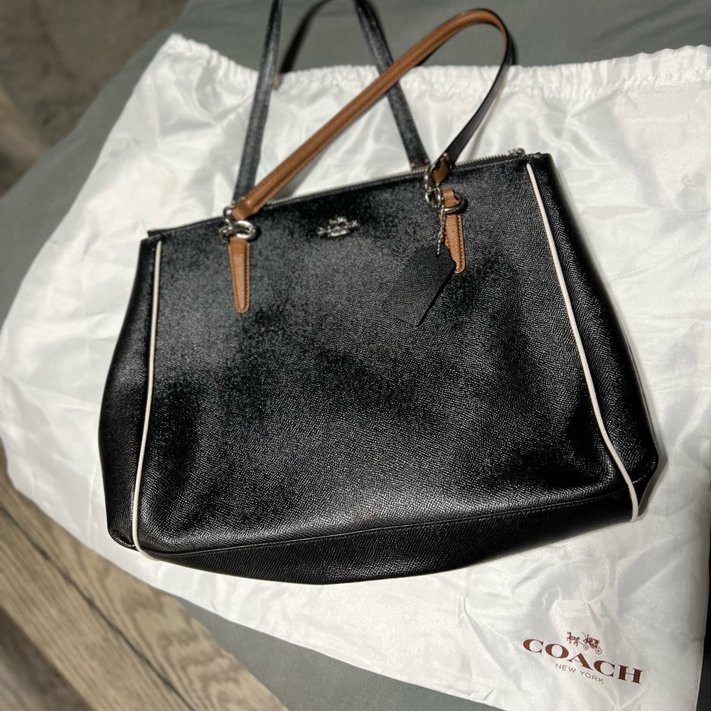 🖤Beautiful Coach Handbag🖤